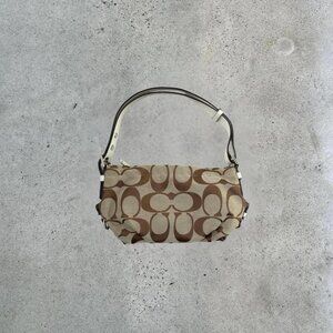 2000s Coach shoulder bag